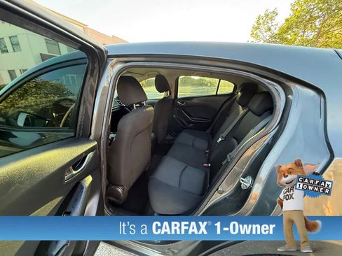 Used 2018 MAZDA MAZDA3 Sport image 24