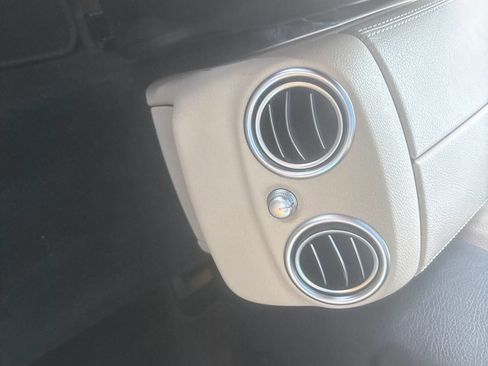 Used 2015 Mercedes-Benz C 400 4MATIC image 31