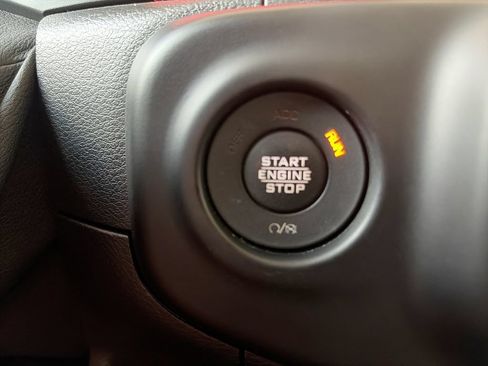 Used 2021 Jeep Wrangler Rubicon AWD/4WD image 17