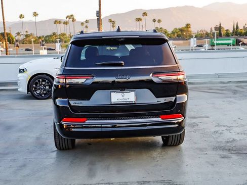 New 2026 Jeep Grand Cherokee L Summit w/ Obsidian Package AWD/4WD image 8