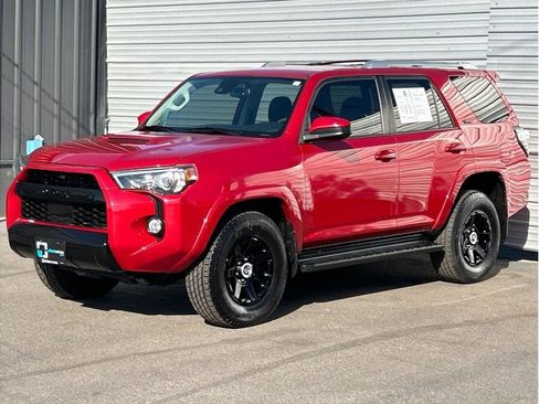 Used 2020 Toyota 4Runner SR5 image 6