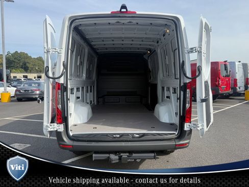 New 2025 Mercedes-Benz Sprinter 2500 image 16