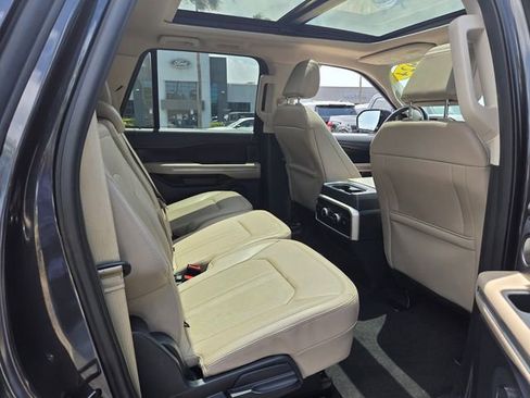 Certified 2024 Ford Expedition Max Limited RWD image 19