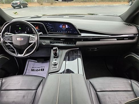 Used 2023 Cadillac Escalade Sport image 13