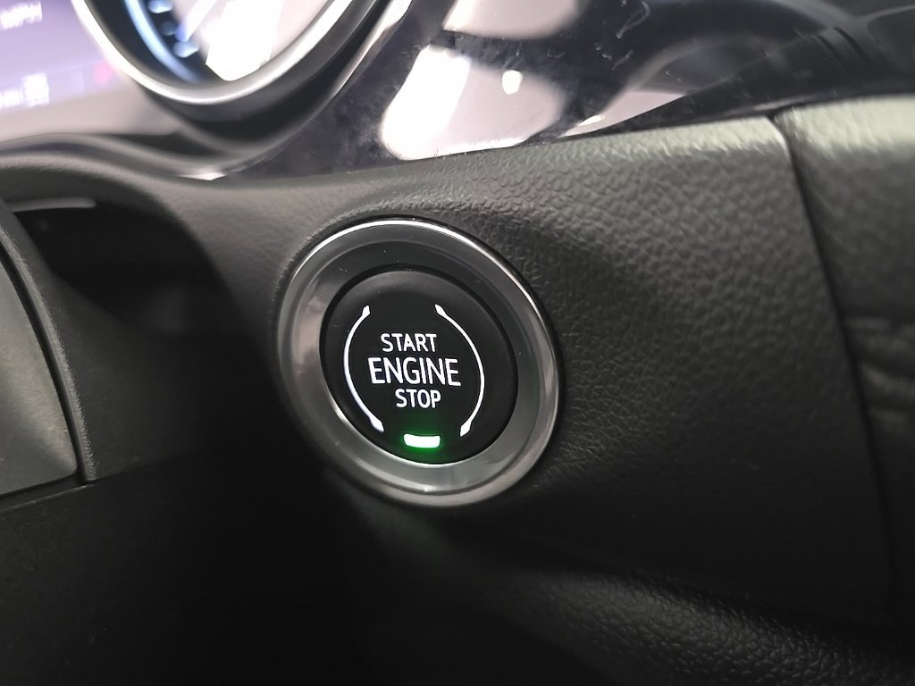Used 2020 Buick Encore GX Select AWD/4WD image 20