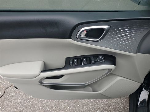 New 2025 Kia Soul LX image 19