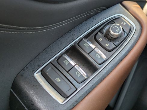 Certified 2022 Subaru Outback Touring XT image 24