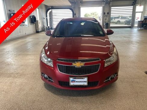 Used 2014 Chevrolet Cruze LT w/ RS Package FWD image 2