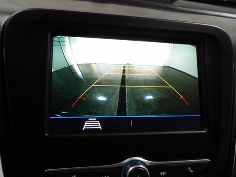 Used 2019 Chevrolet Equinox LS w/ LS Convenience Package FWD image 13
