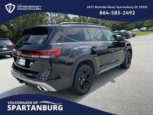 New 2026 Volkswagen Atlas Peak Edition image 6