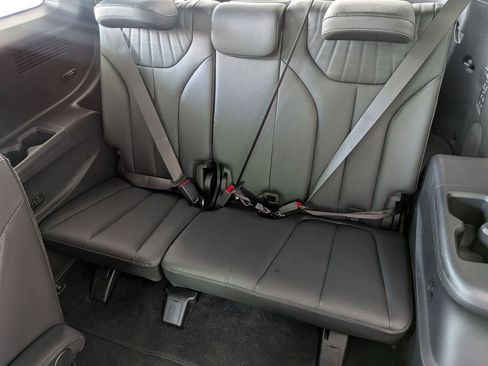 Used 2025 Hyundai Palisade Limited FWD image 29