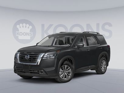 Used 2024 Nissan Pathfinder SV