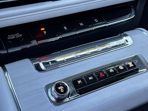 New 2026 Lincoln Aviator Reserve AWD/4WD image 19