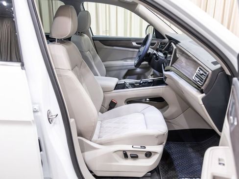 New 2026 Volkswagen Atlas SEL Premium R-Line AWD/4WD image 10