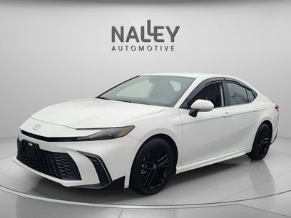Used 2025 Toyota Camry SE w/ Convenience Package