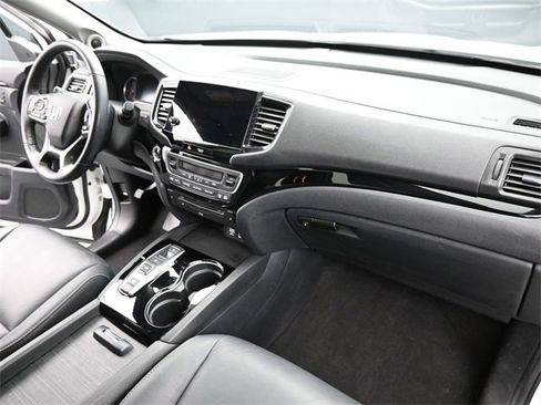Used 2022 Honda Pilot Touring image 46