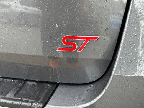 Used 2025 Ford Explorer ST AWD/4WD image 61