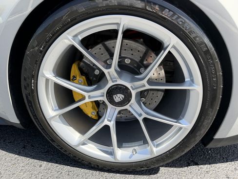 Certified 2022 Porsche 911 GT3 RWD image 10