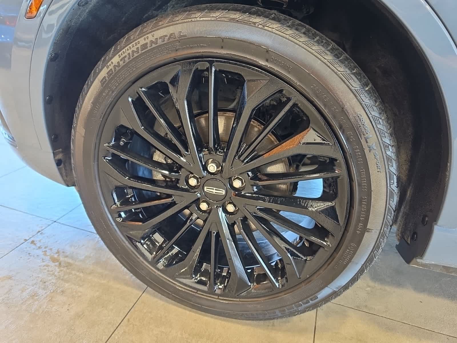 Used 2024 Lincoln Corsair AWD w/ Equipment Group 101A image 14
