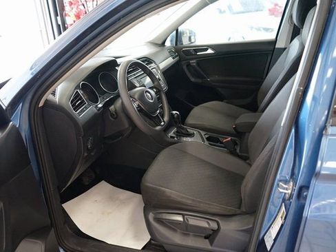 Used 2018 Volkswagen Tiguan S image 22