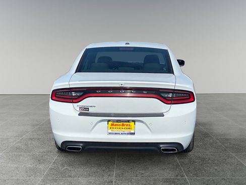 Used 2022 Dodge Charger SXT image 4