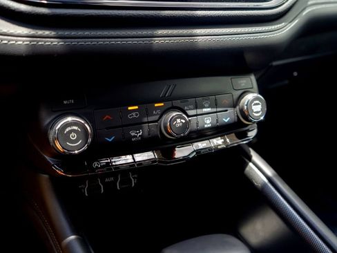 Used 2021 Dodge Durango GT RWD image 18