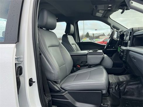 Used 2024 Ford F250 XL w/ Snow Plow Prep Package image 19