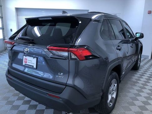 Certified 2025 Toyota RAV4 LE AWD/4WD image 34