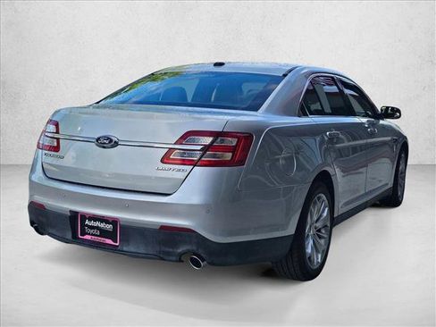 Used 2017 Ford Taurus Limited FWD image 5