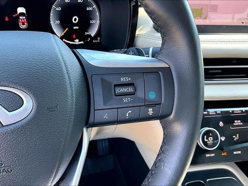 Used 2025 INFINITI QX60 Luxe AWD/4WD image 19