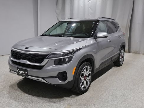 Used 2021 Kia Seltos S AWD/4WD image 6