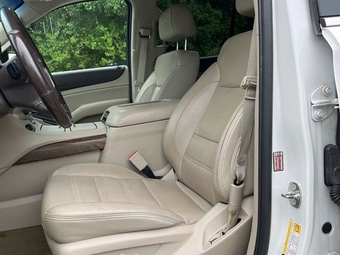 Used 2018 GMC Yukon Denali AWD/4WD image 5