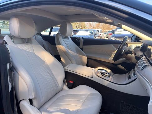 Used 2018 Mercedes-Benz E 400 4MATIC Coupe image 31