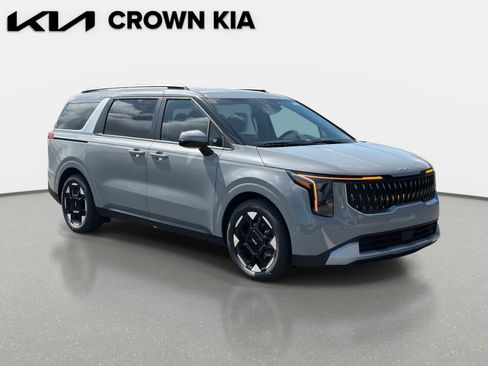 New 2026 Kia Carnival EX FWD image 3