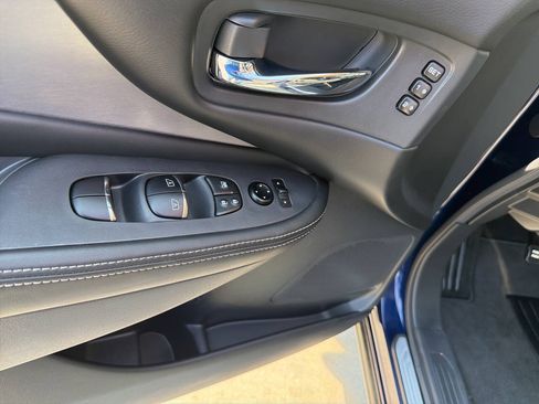 Used 2023 Nissan Murano SL AWD/4WD image 12