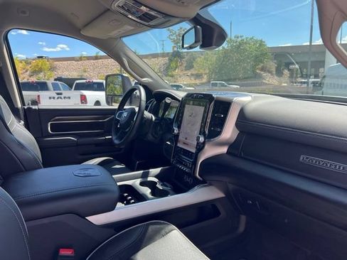 Used 2024 RAM 3500 Laramie AWD/4WD image 17