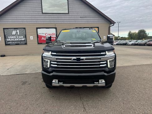 Used 2022 Chevrolet Silverado 3500 High Country w/ Z71 Off-Road Package AWD/4WD image 2