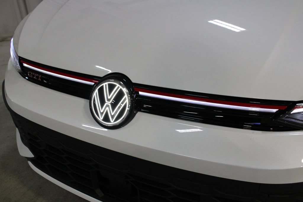 New 2026 Volkswagen GTI SE FWD image 32