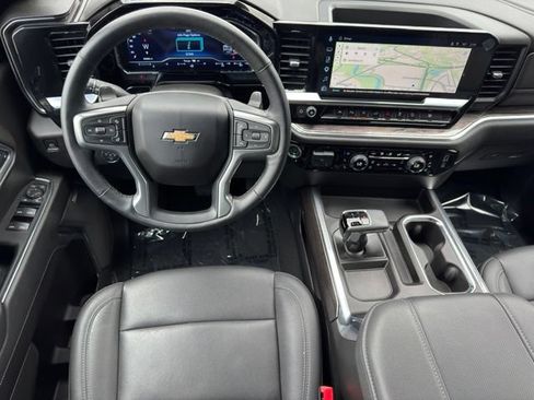 Used 2023 Chevrolet Silverado 1500 LTZ AWD/4WD image 13