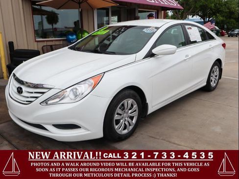 Used 2011 Hyundai Sonata GLS FWD image 1