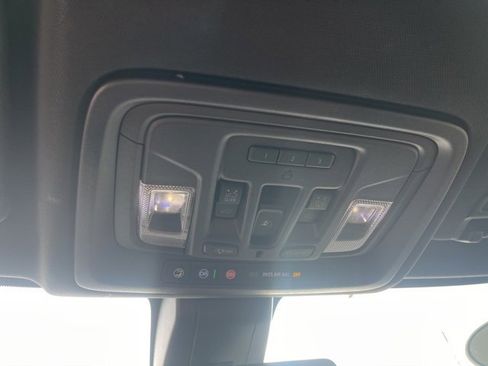 Used 2023 GMC Sierra 2500 AT4 w/ AT4 Preferred Package image 34