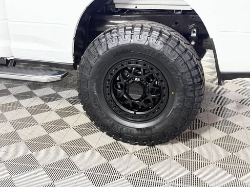 Used 2025 RAM 2500 Big Horn AWD/4WD image 13