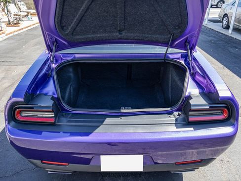 Used 2016 Dodge Challenger SRT Hellcat RWD image 60