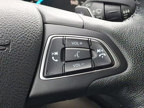 Certified 2017 Ford Escape Titanium AWD/4WD image 21