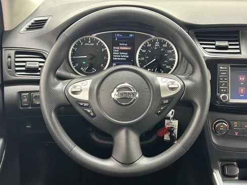 Used 2019 Nissan Sentra S image 12