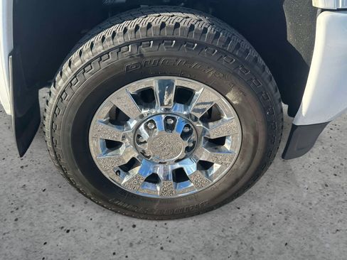 Used 2017 GMC Sierra 2500 Denali w/ Suspension Package, Off-Road image 7