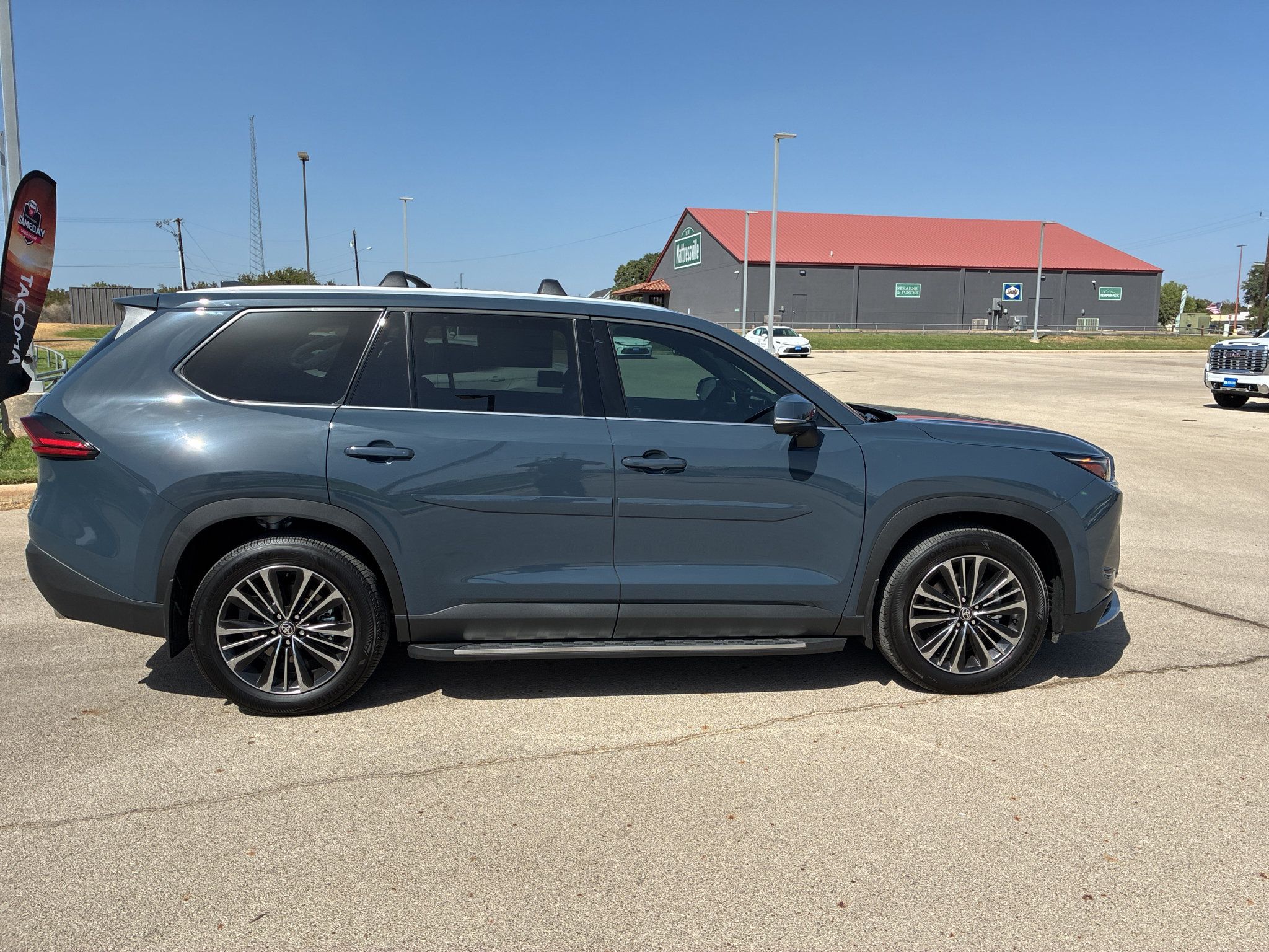 New 2026 Toyota Grand Highlander AWD Hybrid image 4