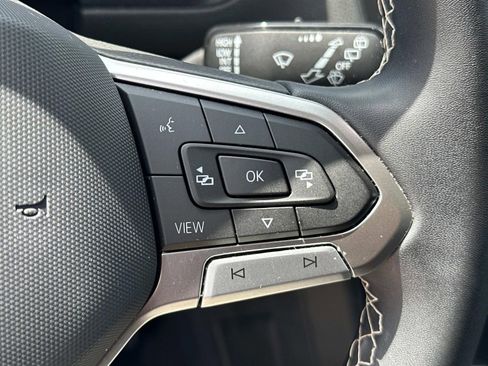 Used 2023 Volkswagen Tiguan S image 14