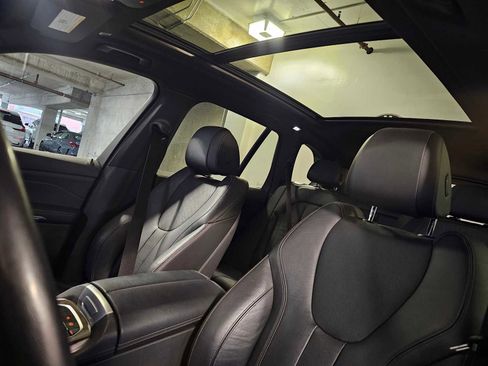 Used 2019 BMW X5 xDrive40i w/ Convenience Package image 34