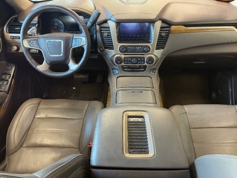 Used 2017 GMC Yukon Denali w/ Open Road Package image 3